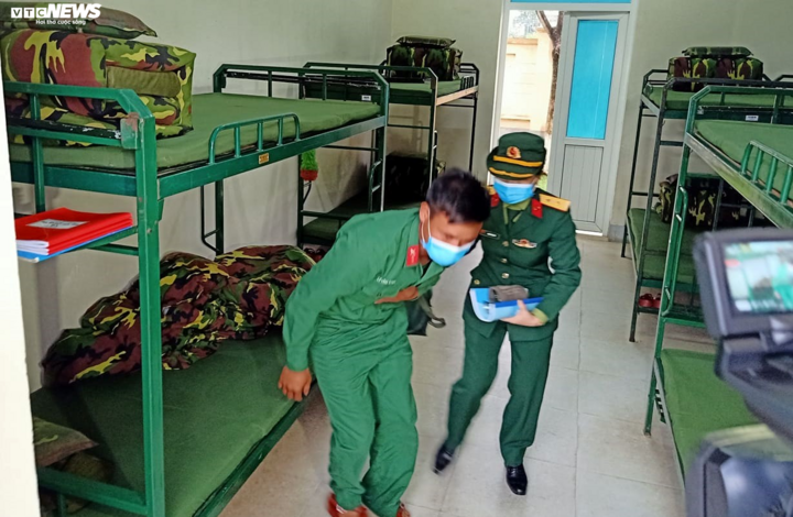 Ảnh: Quân khu 4 diễn tập phòng chống dịch Covid-19 - 1