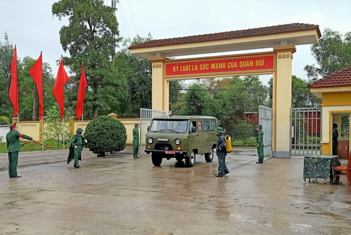Ảnh: Quân khu 4 diễn tập phòng chống dịch Covid-19 - 2