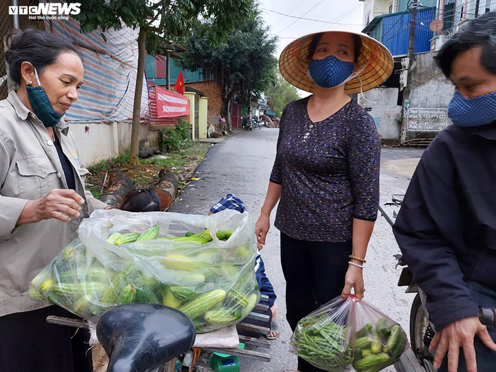 Ảnh: Sơn Lôi trở lại nhịp sống bình thường sau 20 ngày cách ly chống Covid-19 - 5