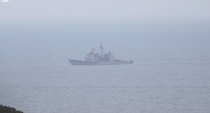 Ảnh: Đội tàu sân bay CVN-71 của Hải quân Mỹ vào Đà Nẵng - 6
