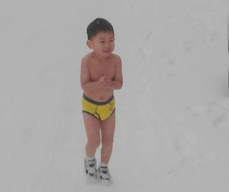 Cậu bé lập kỷ lục Guinness khi 5 tuổi tự lái máy bay, 11 tuổi sắp tốt nghiệp đại học - 2