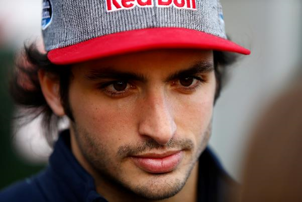 Top 5 tay đua điển trai không thể rời mắt mùa Formula 1 2020 - 3