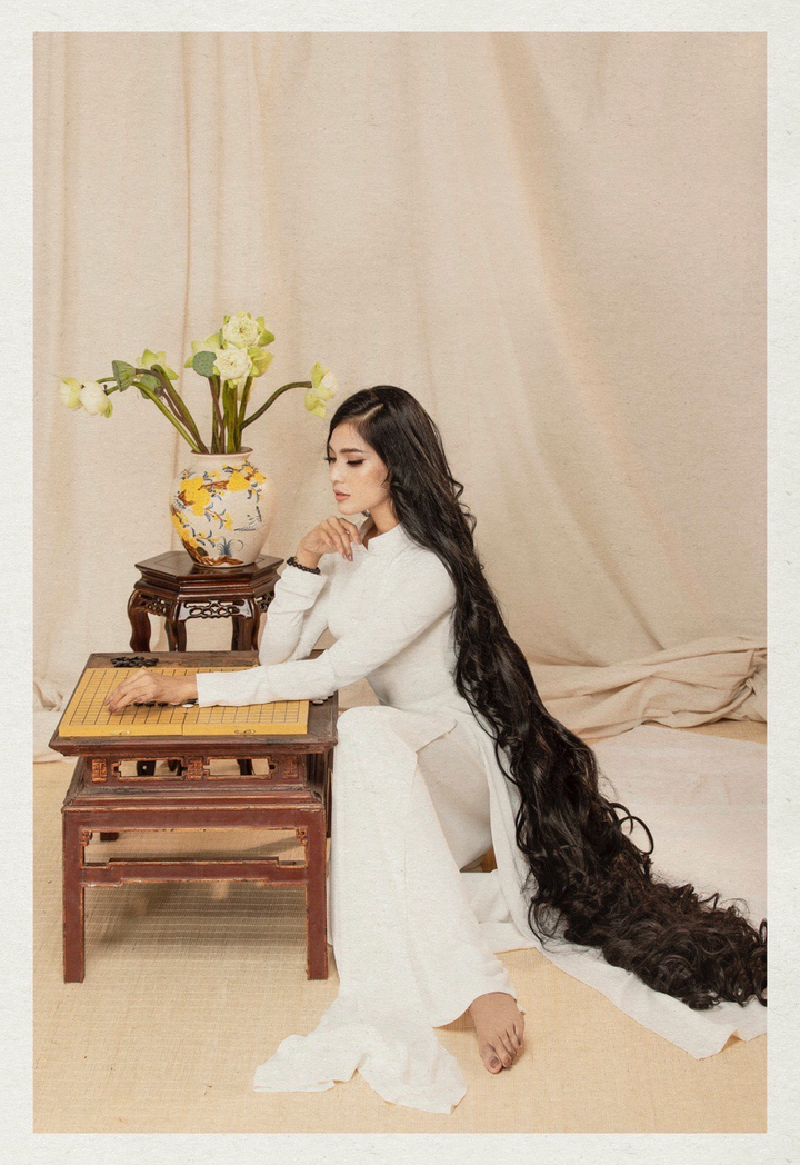 Á hậu Trương Thị May: ‘Phụ nữ thời nay vẫn phải cố gắng công – dung – ngôn – hạnh’ - 3