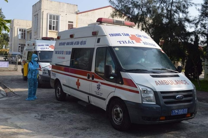 Cách ly 16 người ở Thái Bình tiếp xúc với người đàn ông làm việc ở BV Hồng Ngọc - 1