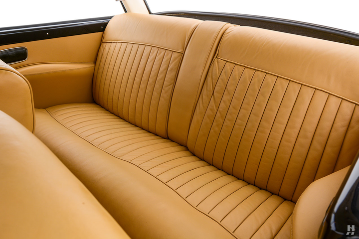 Chào bán xe cổ Ultra Rare 1965 Citroen DS21 Concorde 'siêu độc' - 9