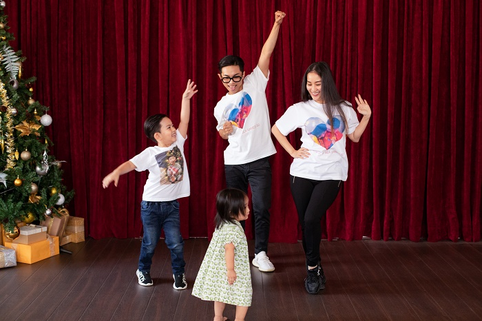 Khoảnh khắc ấm áp của gia đình Khánh Thi - Phan Hiển trong ngày 8/3 - 3