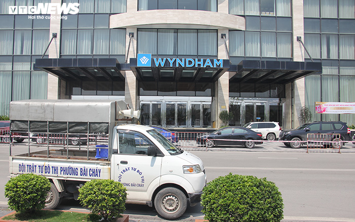 Quảng Ninh phong tỏa 3 khách sạn liên quan đến 4 du khách nhiễm Covid-19 - 8