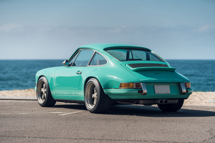 Porsche 911 Malibu năm 1991 bản độ giá 875.000 USD - 3