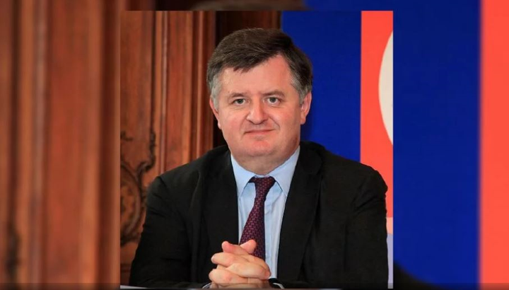 Giám đốc sân bay Pháp dương tính Covid-19 - 1