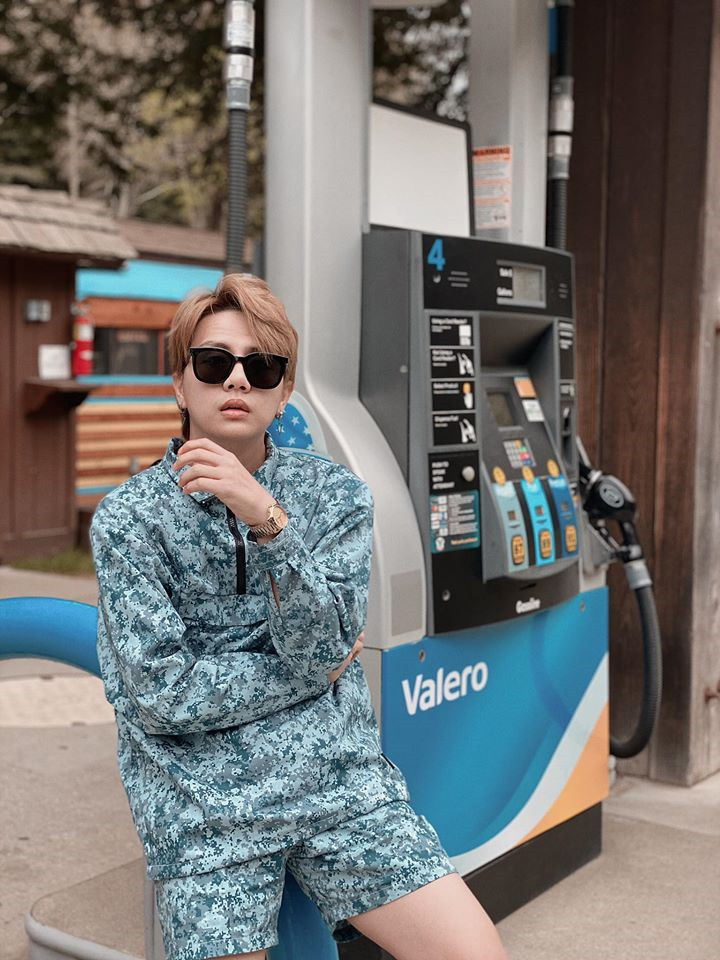 Trở về từ Mỹ, Duy Khánh thực hiện khai báo y tế và tự cách ly tại nhà - 1