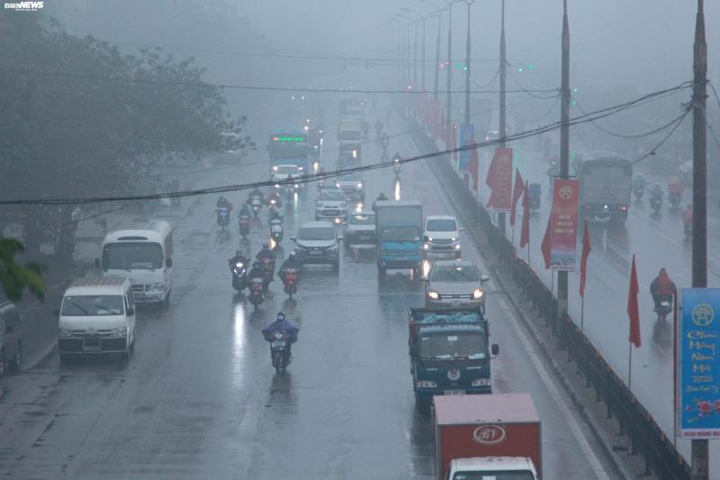 Đón không khí lạnh, Bắc Bộ mưa dông, trời chuyển rét - 1