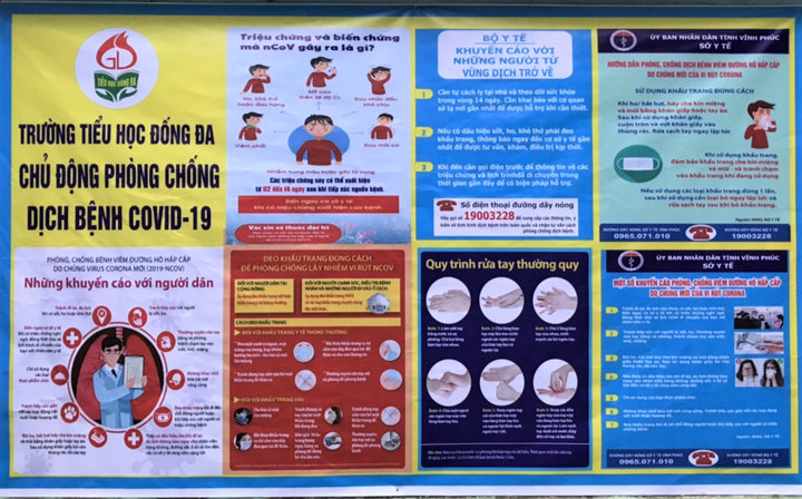 Ảnh: Học sinh mầm non, tiểu học rạng rỡ trở lại trường sau kỳ nghỉ dài vì Covid-19 - 4