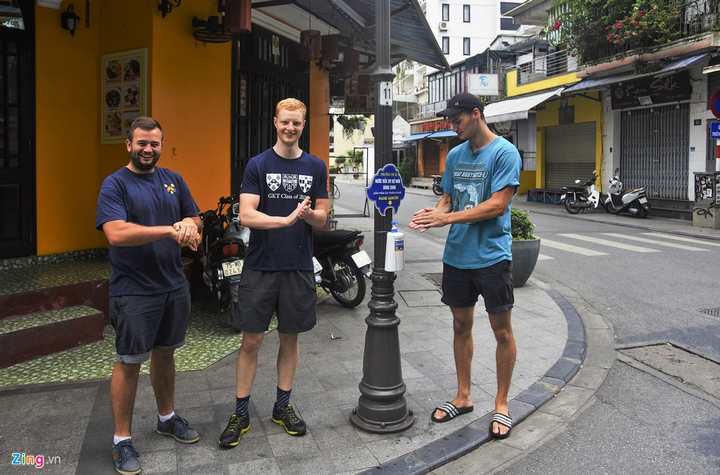 Ảnh: Phố Tây ở Huế 'vắng như chùa bà Đanh' khi phát hiện du khách Anh nhiễm Covid-19 - 8