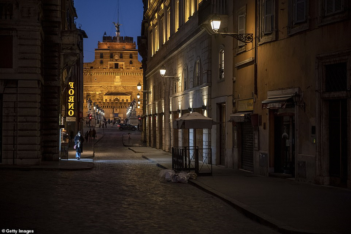 Đại dịch Covid-19: Italy đóng cửa toàn bộ trừ hiệu thuốc và hàng thực phẩm - 8