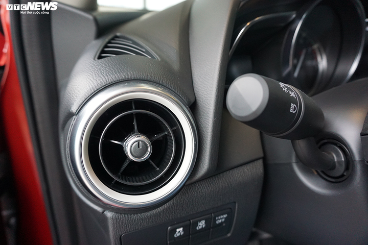 'Soi' mẫu xe phân khúc B Mazda 2, công nghệ như CX-8 - 14