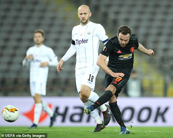 Thắng đậm đội bóng ít tên tuổi, MU yên tâm chờ vé vào tứ kết Europa League - 2