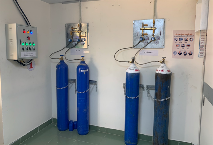 Có gì bên trong phòng cách ly áp lực âm ở Bệnh viện dã chiến Củ Chi? - 2