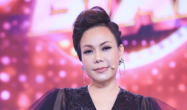 Việt Hương: 'Tôi trôi ra đời từ tấm bé, ai chửi lại tôi?' - 1