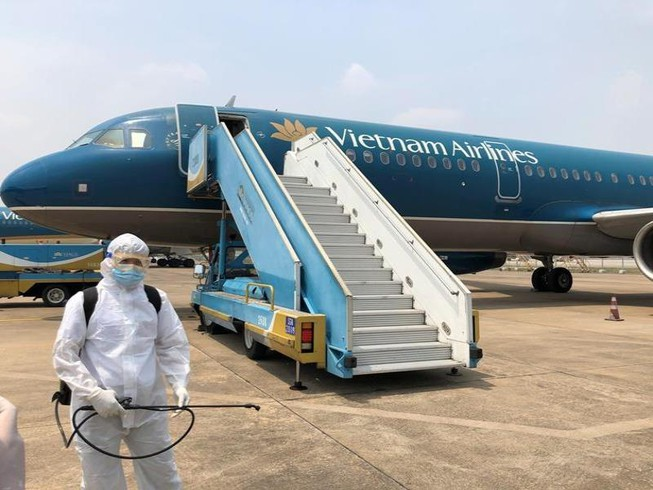 Vietnam Airlines ngừng đưa khách từ châu Âu về Việt Nam - 1