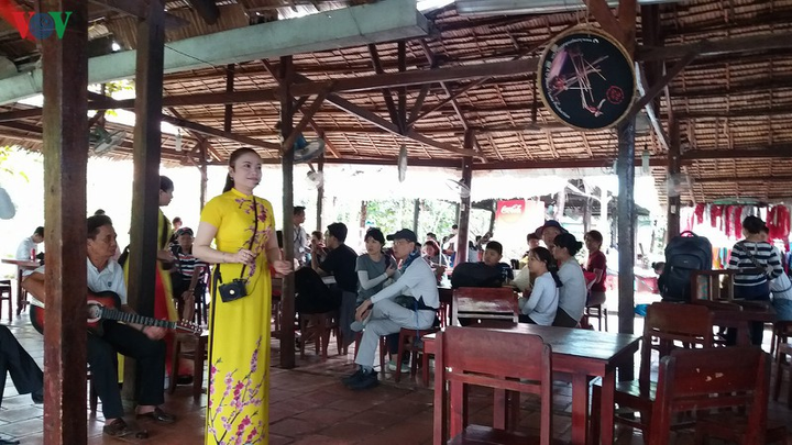 ĐBSCL: 3 địa phương tạm dừng tiếp đón khách du lịch nước ngoài - 1