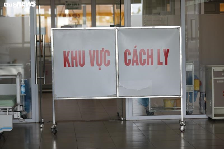 Việt Nam ghi nhận thêm hai ca mắc Covid-19 thứ 55 và 56, là khách du lịch nước ngoài - 1