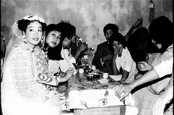 NSƯT Chiều Xuân khoe ảnh cưới chụp 33 năm trước - 8