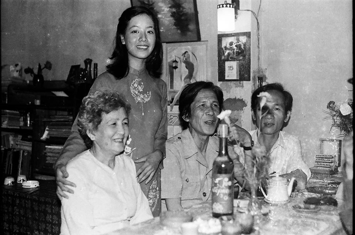 NSƯT Chiều Xuân khoe ảnh cưới chụp 33 năm trước - 10