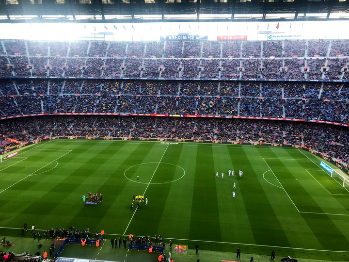 Đại dịch Covid-19 khiến bóng đá Tây Ban Nha thay đổi chóng mặt trong 7 ngày - 2