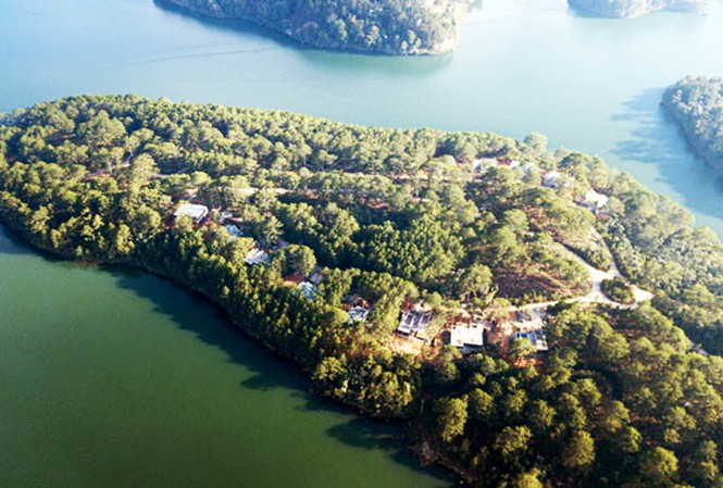 Đình chỉ dự án nghỉ dưỡng cao cấp xâm hại rừng phòng hộ - 1