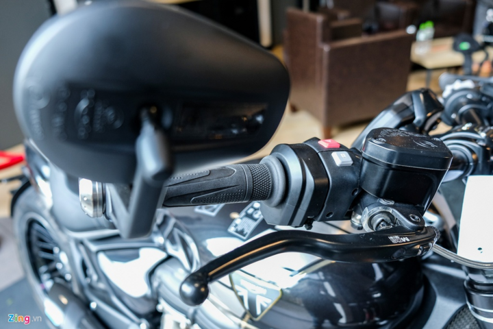Triumph Rocket 3 TFC về Việt Nam giá 1,3 tỷ đồng - 6