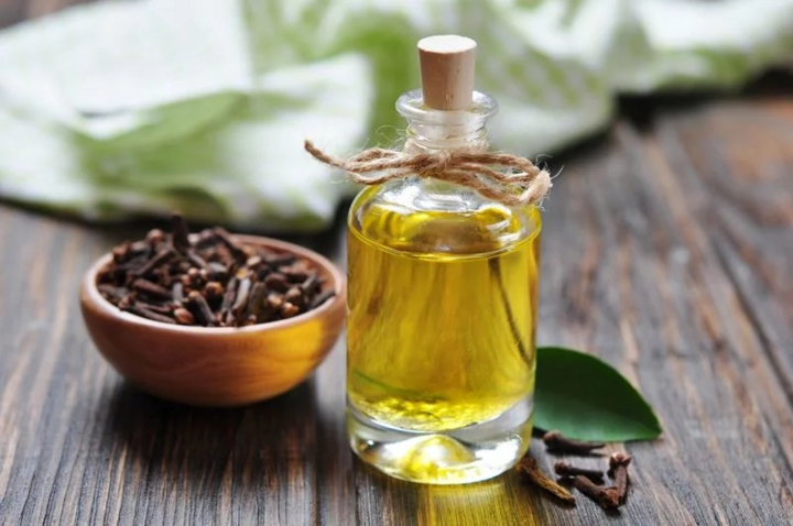 Mách bạn 13 bài thuốc làm dịu cơn đau răng tại nhà - 1