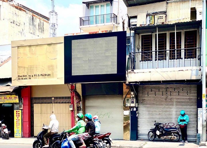 TP.HCM: Lo lắng bị trả lại mặt bằng, chủ nhà đồng loạt giảm giá cho thuê - 1