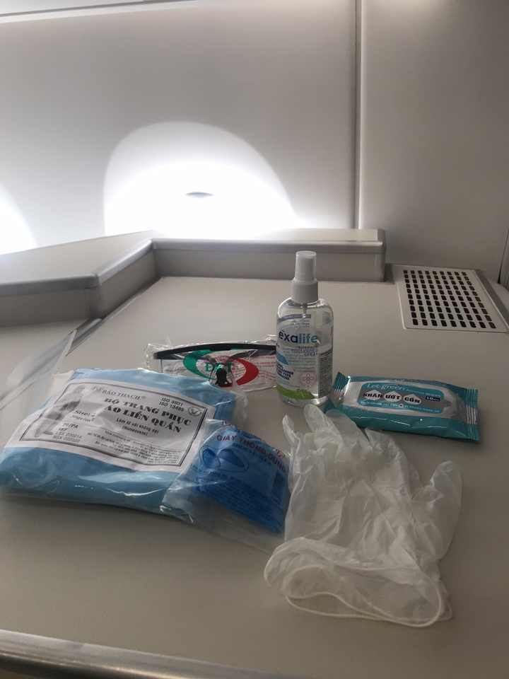 Vietnam Airlines tăng cường phòng dịch các chuyến bay giữa châu Âu và Việt Nam - 4