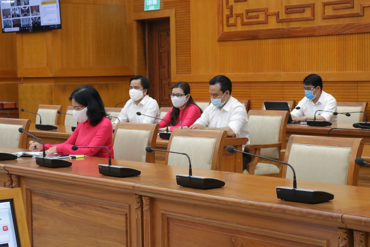 Vì sao TP.HCM đề nghị lấy tờ khai y tế và mẫu xét nghiệm tại khu cách ly? - 1