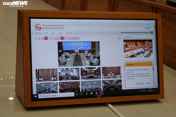 TP.HCM sẵn sàng hơn 50.000 bộ xét nghiệm virus corona đến tháng 6 - 1