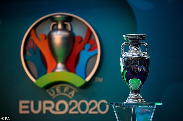 UEFA đòi khoản tiền bồi thường khổng lồ để hoãn EURO 2020 - 1