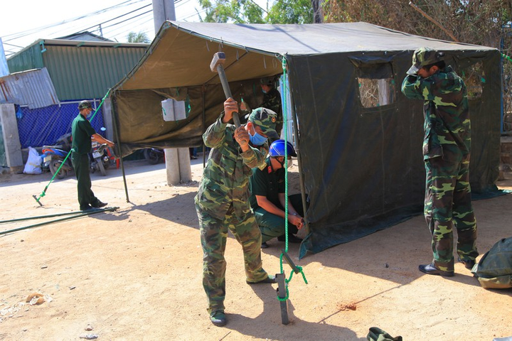 Hình ảnh đầu tiên tại thôn có 5.000 dân được khoanh vùng, cách ly tại Ninh Thuận - 6