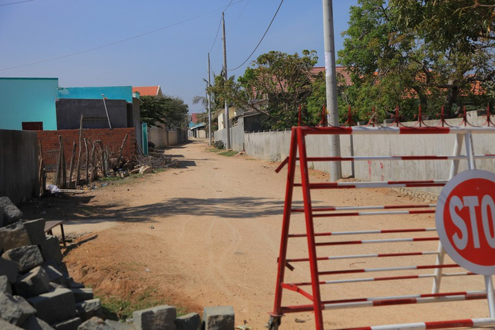 Hình ảnh đầu tiên tại thôn có 5.000 dân được khoanh vùng, cách ly tại Ninh Thuận - 7