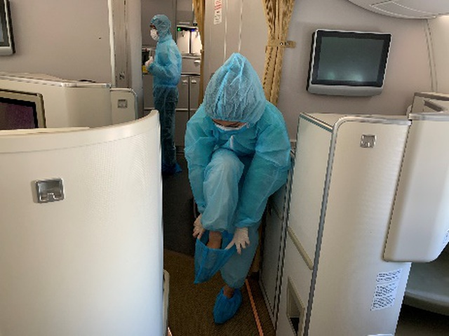 Bên trong các chuyến bay trở về từ tâm dịch châu Âu của Vietnam Airlines - 5