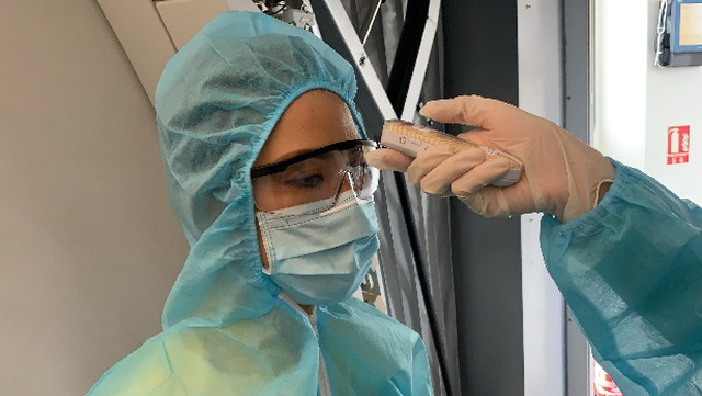 Bên trong các chuyến bay trở về từ tâm dịch châu Âu của Vietnam Airlines - 6