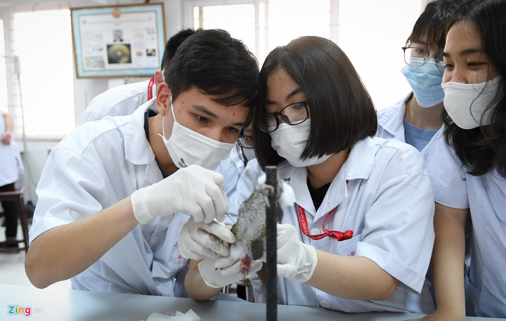 Đại học duy nhất ở Hà Nội không cho sinh viên nghỉ vì dịch Covid-19 - 7