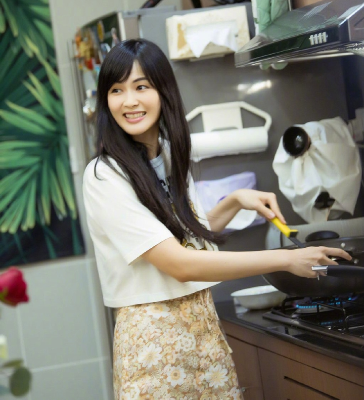 Người vợ quyền thế khiến sự nghiệp Ngô Tôn lao đao - 7