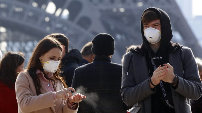 Người Paris về vùng quê tránh dịch Covid-19 bị chỉ trích 'lan truyền virus' - 1