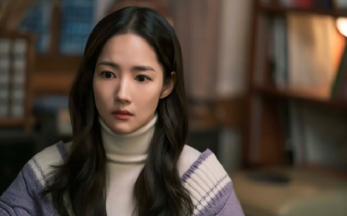 Nghịch lý phim của 'nữ hoàng dao kéo' Park Min Young - 1