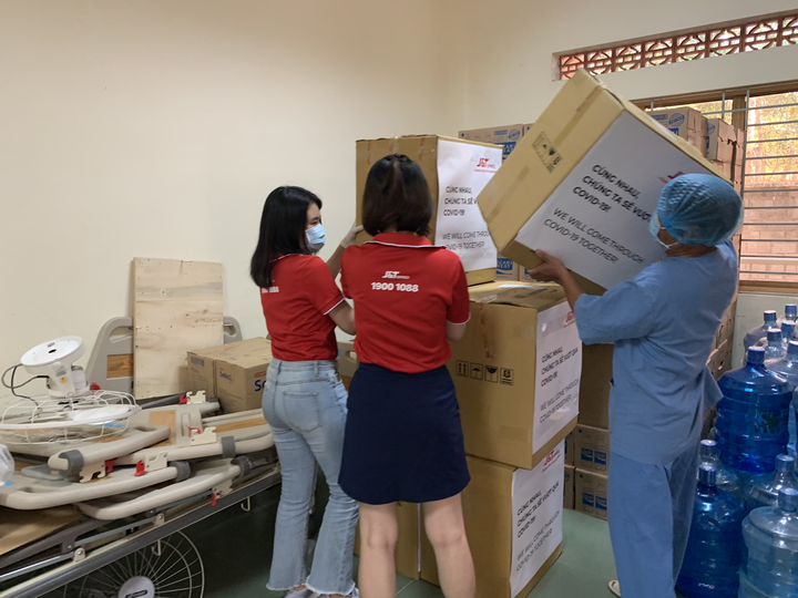 J&T Express chung tay đẩy lùi dịch Covid-19 - 3