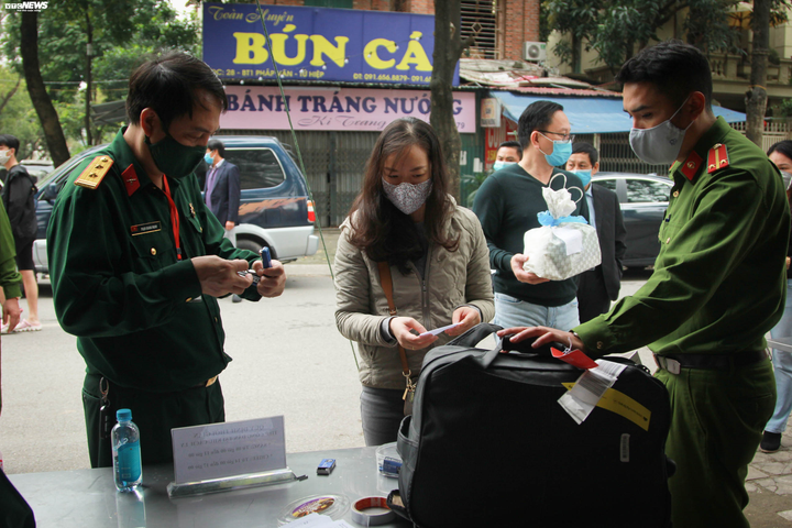 Mẹ du học sinh Mỹ thở phào khi con gái được sống trong khu cách ly như nhà nghỉ dưỡng - 8