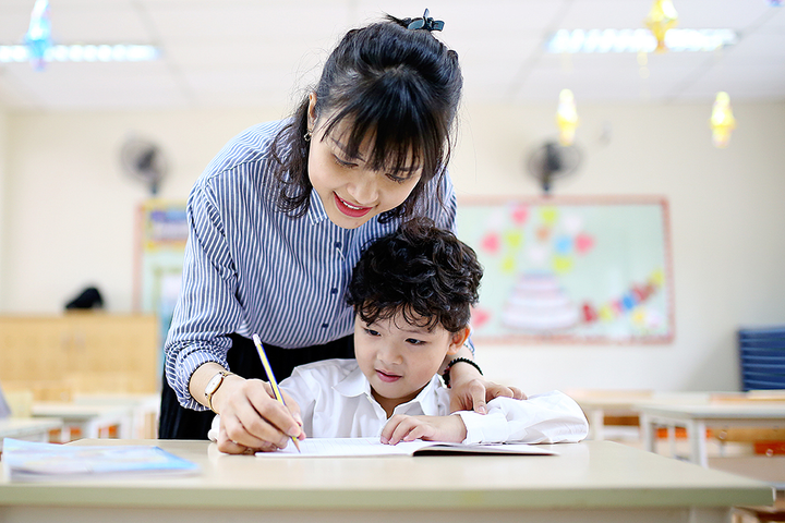 Bộ GD&ĐT phê duyệt thêm một sách giáo khoa lớp 1 - 1