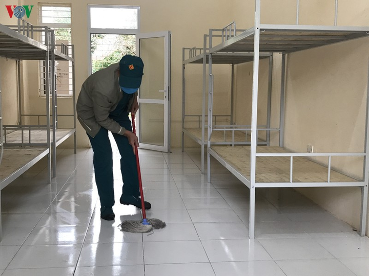 Ảnh: Hàng nghìn sinh viên Hà Nội chuyển chỗ, nhường ký túc xá làm khu cách ly - 14