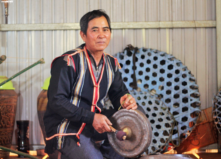 Người miệt mài gìn giữ thanh âm đại ngàn - 1