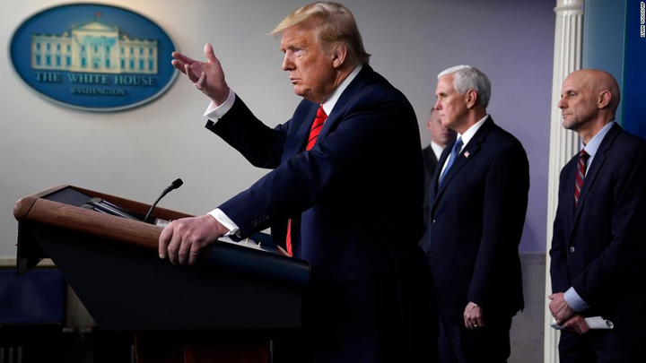 CNN: Ông Trump nhầm khi nói Mỹ dùng thuốc chống sốt rét điều trị Covid-19 - 1